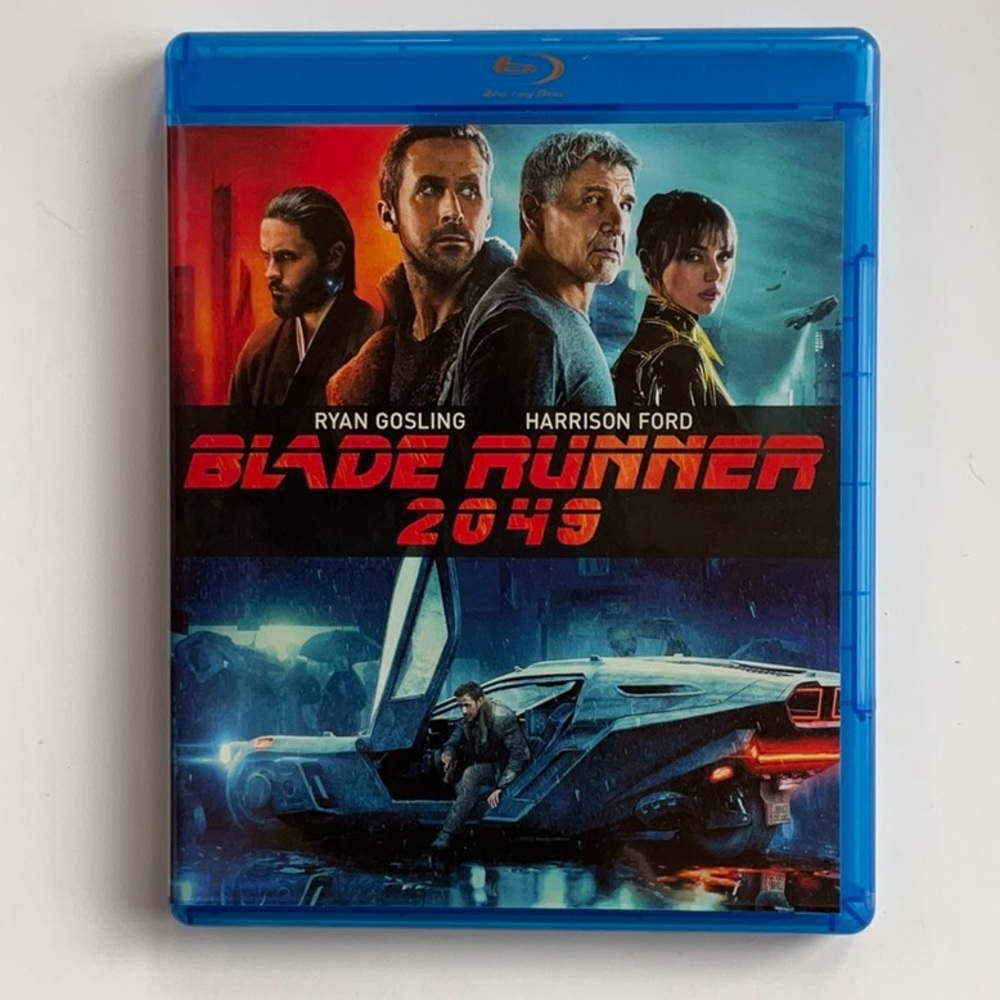 Blu-Ray + DVD: Blade Runner 2049 with Ryan Gosling and Harrison Ford
